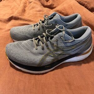 ASICS Light Gray and Gold Men's Running Sneakers, Kayano 29, size 11.5
